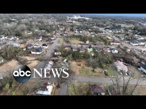 Read more about the article Tornado touches down in Selma, Alabama, causes ‘significant damage’