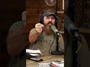Read more about the article Jase Robertson Is ASTONISHED at How Dense the Disciples Were
