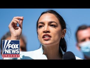 Read more about the article AOC hits back after mockery over gas stove ban