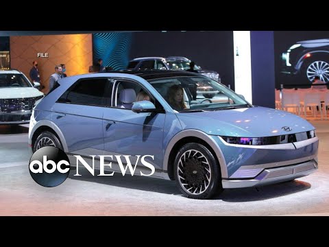 You are currently viewing New tax credits sparking interest in electric vehicles