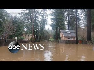 Read more about the article Heavy rain, snow as storm hits West Coast | GMA