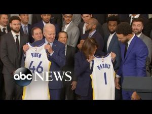 Read more about the article White House welcomes Golden State Warriors