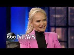 Read more about the article Kristin Chenoweth shares what inspired her new book | Nightline