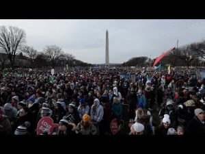 Read more about the article Live: Hall of Fame NFL coach Tony Dungy to speak at March for Life rally