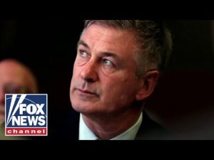 Read more about the article How could Alec Baldwin have unintentionally pulled the trigger? Weapons safety expert explains