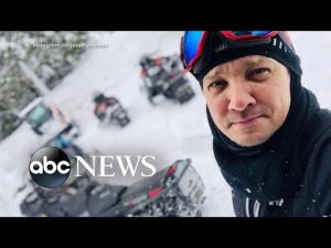Read more about the article Jeremy Renner broke more than 30 bones in snow plow accident l GMA