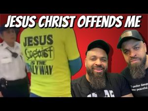 Read more about the article Mall Security Kicks Out Man for Wearing Jesus Saves Shirt
