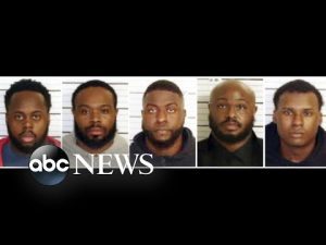 Read more about the article 5 former Memphis police officers face murder charges in death of Tyre Nichols