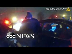 Read more about the article Video of Tyre Nichols’ confrontation with Memphis police released