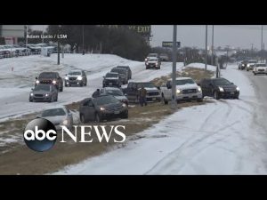 Read more about the article Millions in path of freezing rain, thundersleet and icy roads l GMA
