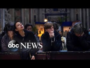Read more about the article Mourners at the Vatican, Pele funeral, soldiers in Ukraine: World in Photos, Jan. 4