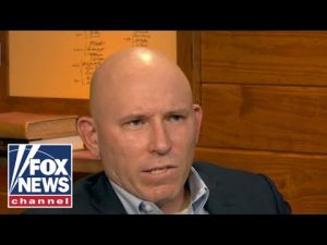 Read more about the article To defend the Constitution, you have to know it: Former Green Beret