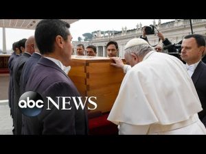 Read more about the article Pope Funeral, camels in Saudi Arabia, House speaker vote: World in Photos, Jan. 5