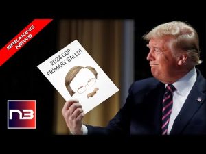 Read more about the article Shockwaves Across US As Former Adviser Plans To Take On Donald Trump For Presidency!