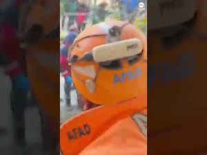 Read more about the article 2-year-old safely rescued from rubble in Hatay, Turkey nearly 80 hours after earthquake.