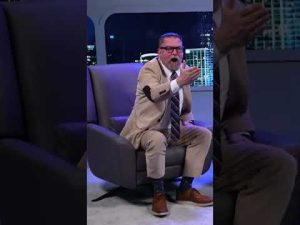 Read more about the article Gavin McInnes ROASTS Viewers on Prime Time with Alex Stein #Shorts