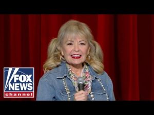 Read more about the article The legendary Roseanne Barr returns to the stage in Fox Nation special