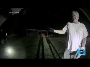 Read more about the article Prosecutors reveal body camera footage moments after Murdaugh murders