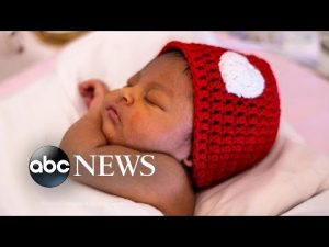 Read more about the article NICU families gifted with Valentine’s Day hats