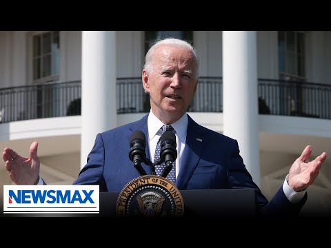 You are currently viewing Pressure mounts on Biden to address flying objects, Ohio train disaster