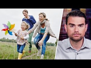 Read more about the article Yes. You Should Have Kids. Voluntary Childlessness Is Bad.