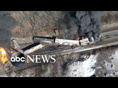 You are currently viewing EPA chief visits Ohio train derailment site amid toxic chemical concerns