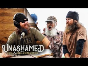 Read more about the article Uncle Si & Jase’s Super Bowl Commercial Fame & Jase’s Religious Beef Stew Experience | Ep 633