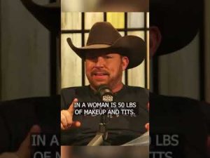 Read more about the article Dylan Mulvaney Is Offensive to Men Too | #Shorts