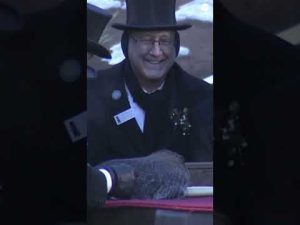 Read more about the article Punxsutawney Phil sees his shadow, predicts six more weeks of winter. #news #groundhogday2023