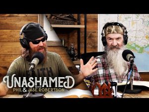 Read more about the article Jase Put a Wrestling Move on His Neighbor & Crazy Places to Baptize Folks | Ep 634