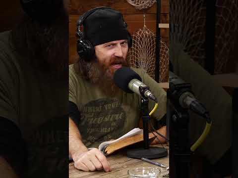 You are currently viewing Phil Robertson: Being Single Is Cheaper!