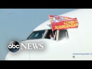 Read more about the article Eagles, Chiefs arrive in Arizona head of Super Bowl LVII l GMA