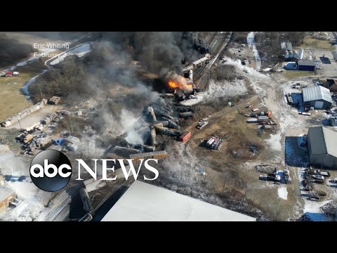 You are currently viewing Ohio train derailment involving harmful chemical prompts resident evacuations