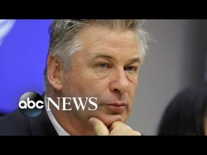 Read more about the article Alec Baldwin’s lawyers claim state destroyed gun that killed ‘Rust’ cinematographer