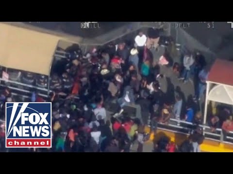 You are currently viewing CAUGHT ON CAMERA: More than 1,000 migrants rush El Paso entry point