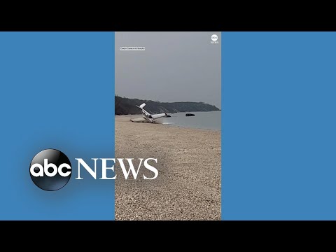 You are currently viewing Small plane makes emergency landing on New York beach