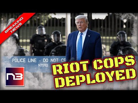 You are currently viewing TRUMP ARREST: NYC Braces For RIOTS, Courthouse Reinforced, Tucker Issues DIRE Warning