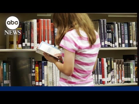 You are currently viewing Record number of demands made to ban or censor books in 2022: Report
