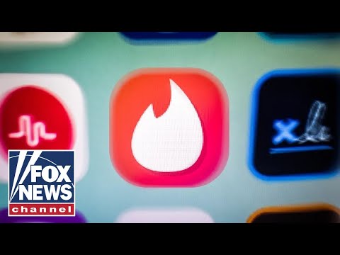 You are currently viewing Dating Apps Aren’t Working: Gen-X Advice On Finding Love | From The Kitchen Table