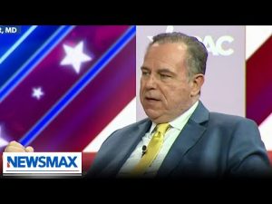 Read more about the article NEWSMAX CEO Chris Ruddy addresses CPAC crowd about DirectTV de-platforming