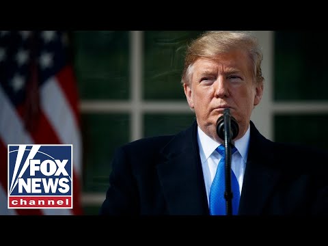You are currently viewing Trump rally-goers react to possible arrest: It’ll ‘martyr’ ex-president | Americans Weigh In