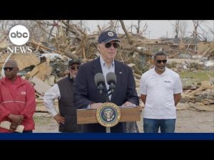 Read more about the article Biden visits Rolling Fork after deadly tornado