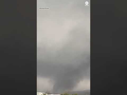 You are currently viewing New video shows tornado churning through Little Rock, Arkansas, amid significant tornado outbreak