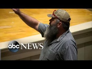 Read more about the article East Palestine residents confront officials at town hall | WNT