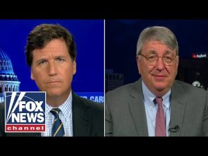 Read more about the article Ethnobotanist warns Tucker about the dangers of red tide in the Gulf