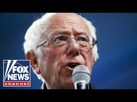 You are currently viewing Bernie Sanders defends Biden’s student loan forgiveness