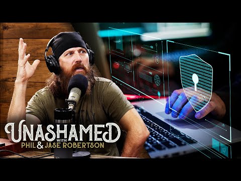 You are currently viewing Jase Got Hacked! What Made Willie Cry & the Movie Sneak Peek for a Lucky Few | Ep 642