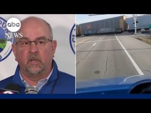 Read more about the article Officials confirm no hazardous materials involved in 2nd train derailment