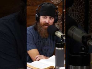 Read more about the article Phil & Jase Robertson Are OK with Getting Older