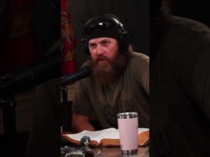 Read more about the article Why Phil Robertson Struggled with Trust & How He Fixed it